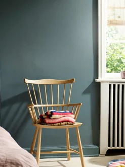 FDB Møbler Silla artesanal de J52B