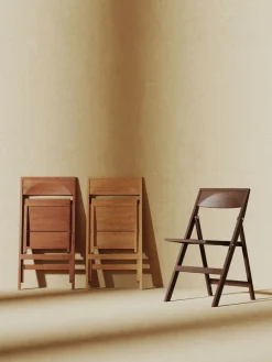 FRAMA Silla de comedor plegable de madera de abedul Flat^ Sillas De Madera|Sillas