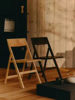 FRAMA Silla de comedor plegable de madera de abedul Flat^ Sillas De Madera|Sillas