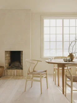 Carl Hansen & Søn Silla de madera con asiento tejido a mano CH24^ Sillas