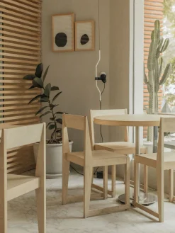 FRAMA Silla de madera de abedul 01