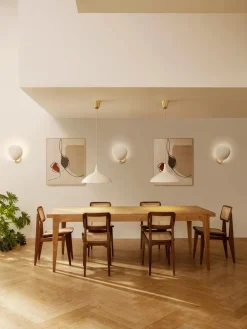 GUBI Silla de madera de nogal con tejido vienés C-Chair^ Sillas De Madera|Sillas