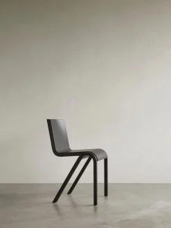 Audo Copenhagen Silla de madera de roble Ready Dining