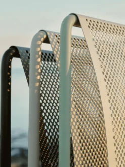 Ferm Living Sillas de jardín Dapple, 2 uds.