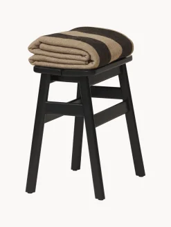 Form & Refine Taburete de madera de haya Angle