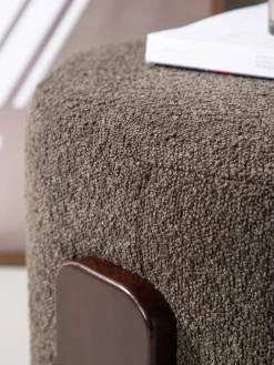 Venture Design Taburete de tejido bouclé con patas de madera Coffey^ Pufs Y Otomanos|Pufs Y Otomanos