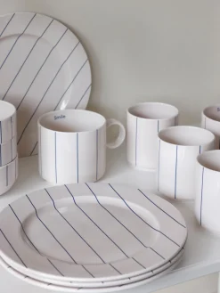 DESIGN LETTERS Taza de porcelana Fine Bone China Pyjama