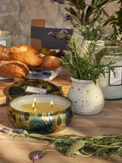 Voluspa Vela perfumada artesanal de tres mechas Japonica Collection (madera de cacao, verbena y lavanda)^ Velas Perfumadas|Jarrones