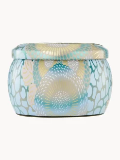 Voluspa Vela perfumada artesanal California Summers (sal marina, vainilla cálida, madera de teca)