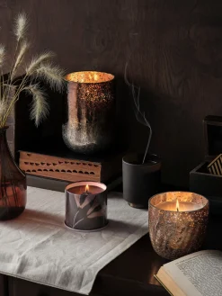 Bloomingville Vela perfumada Vanity Tin (madera de cedro, gamuza & ámbar)^ Velas Perfumadas|Jarrones