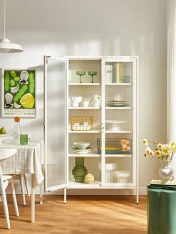 Mustard Made Vitrina de metal con cristal acanalado The Collector^ Vitrinas|Vitrinas