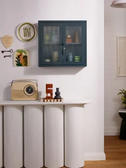 Mustard Made Vitrina de pared The Kit